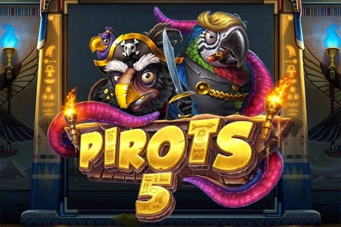 Pirots 5 The Rift of Eternity: l'uccello verde guardiano della vita accanto ai cristalli rossi, viola e blu in evoluzione, con teschi bonus e monete moltiplicatrici davanti a un campo che si espande tra galassie in collasso